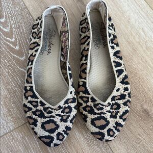 Leopard Sketchers Flats